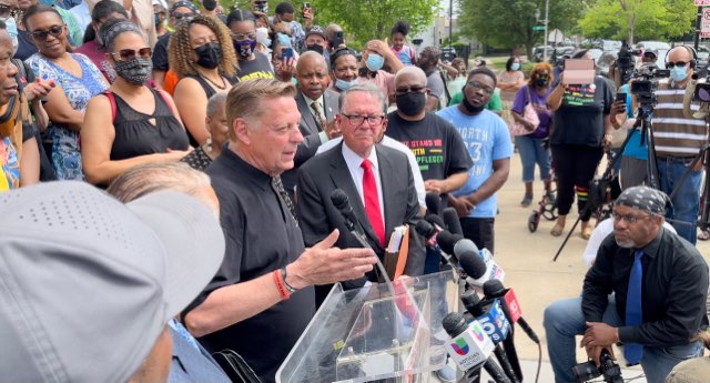 Rev. Michael Pfleger St. Sabina Chicago Defender