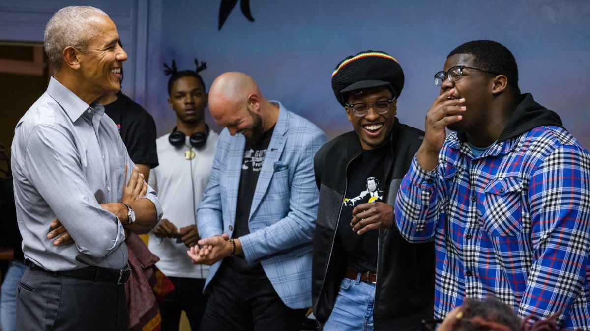 President Barack Obama visits students at the Guitars Over Guns program