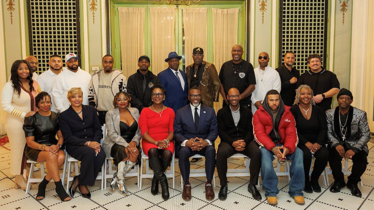 Mayor Brandon Johnson and Vic Mensa Honor Fall 2024 Metropolitan Peace Academy Graduates