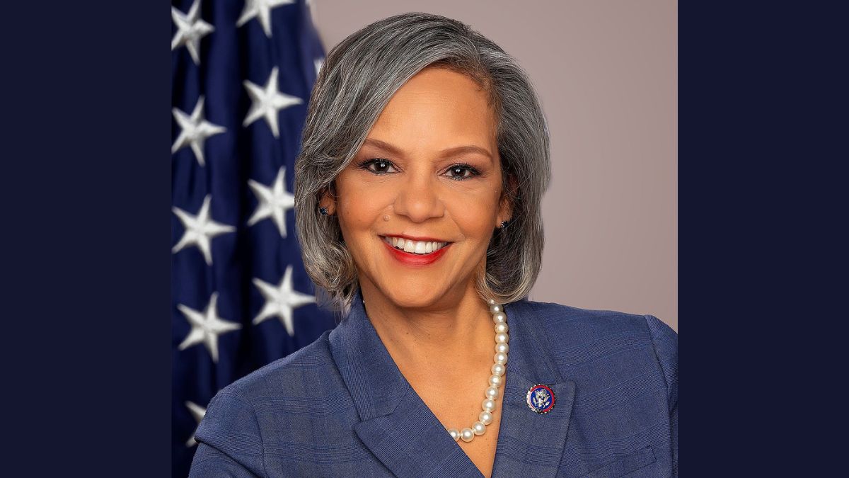 Rep. Robin Kelly (D-Illinois). Public Domain.